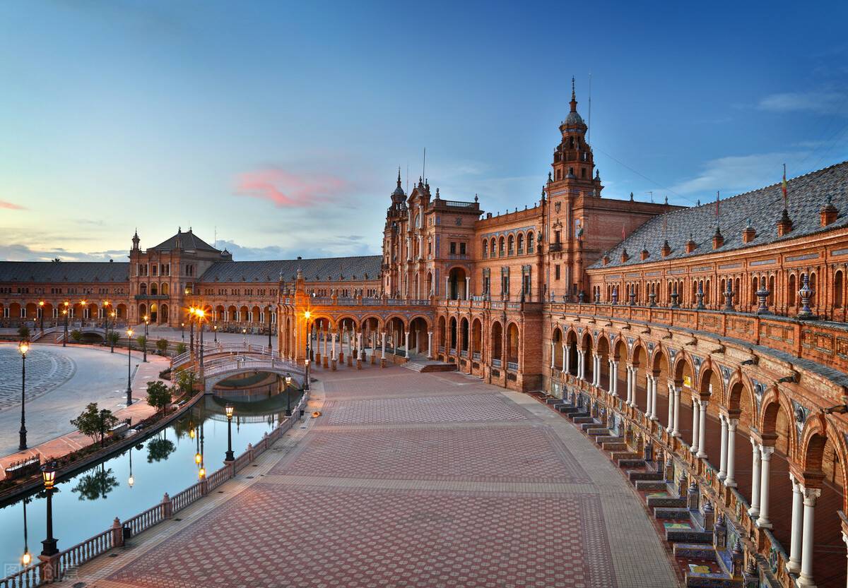 西班牙建筑裝修六大特點(diǎn)